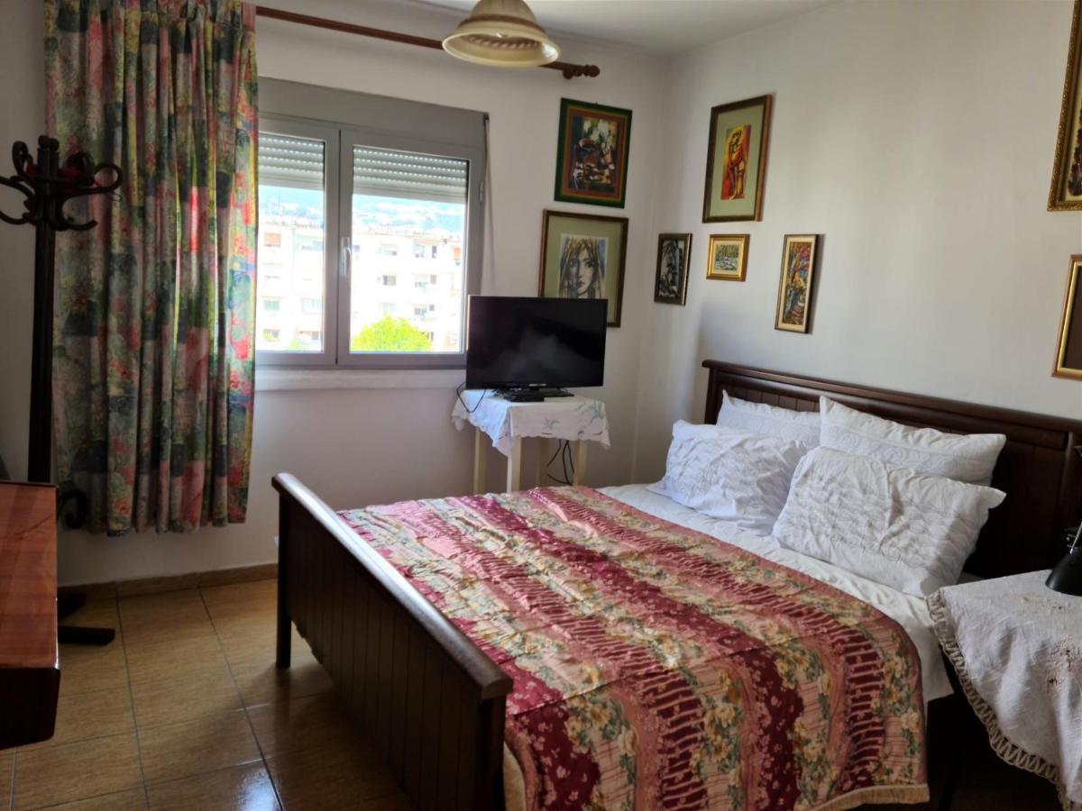 2-Bedroom Apartment With Dajti Mountain View Tirana Exterior photo