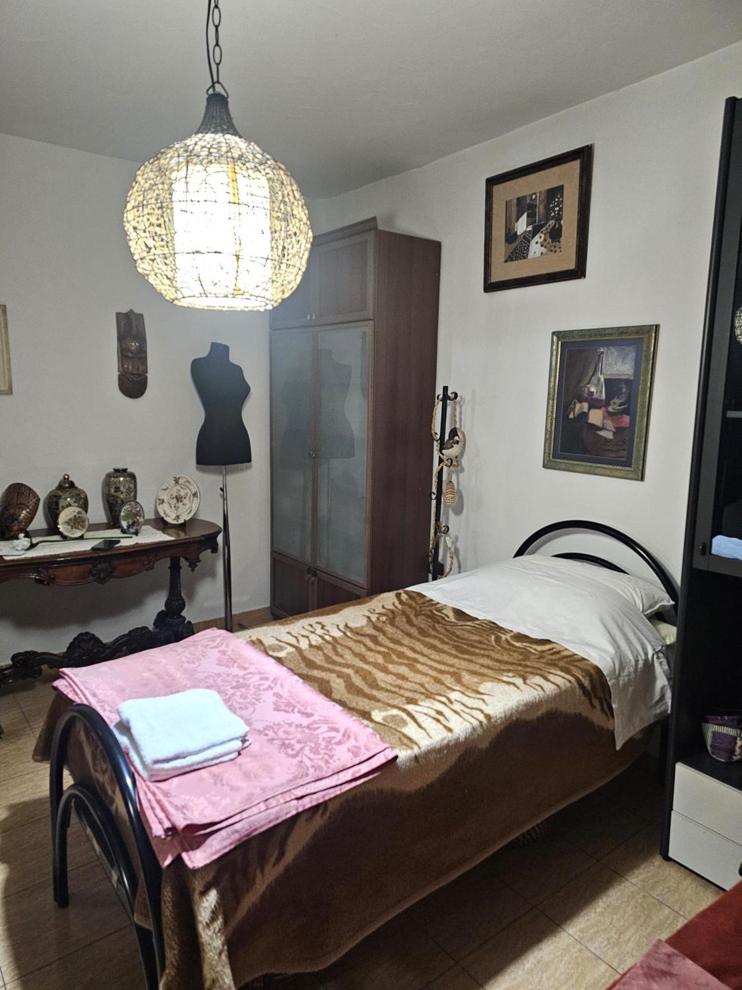 2-Bedroom Apartment With Dajti Mountain View Tirana Exterior photo